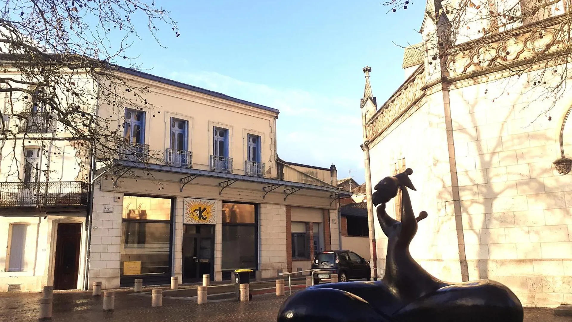 T2 Les Arcades location